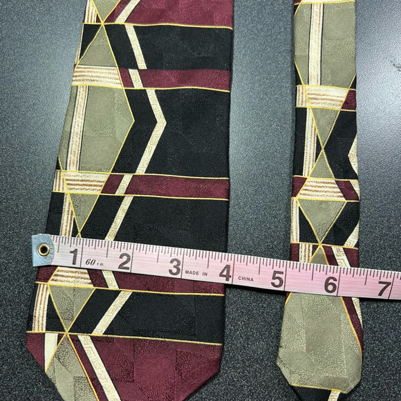 Vauda Mazzeo Mens Tie Necktie Multicolor Geometric 100% Silk Abstract Classic - Picture 6 of 6